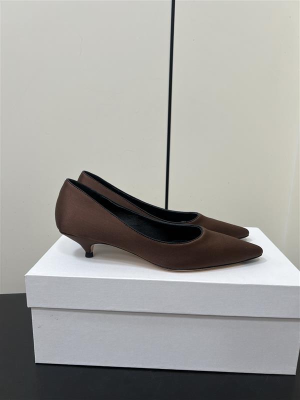 2025112717394199 310